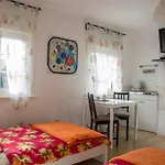 Tasca im Feui Apartments